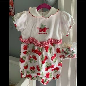 Strawberry romper sz 24 mos